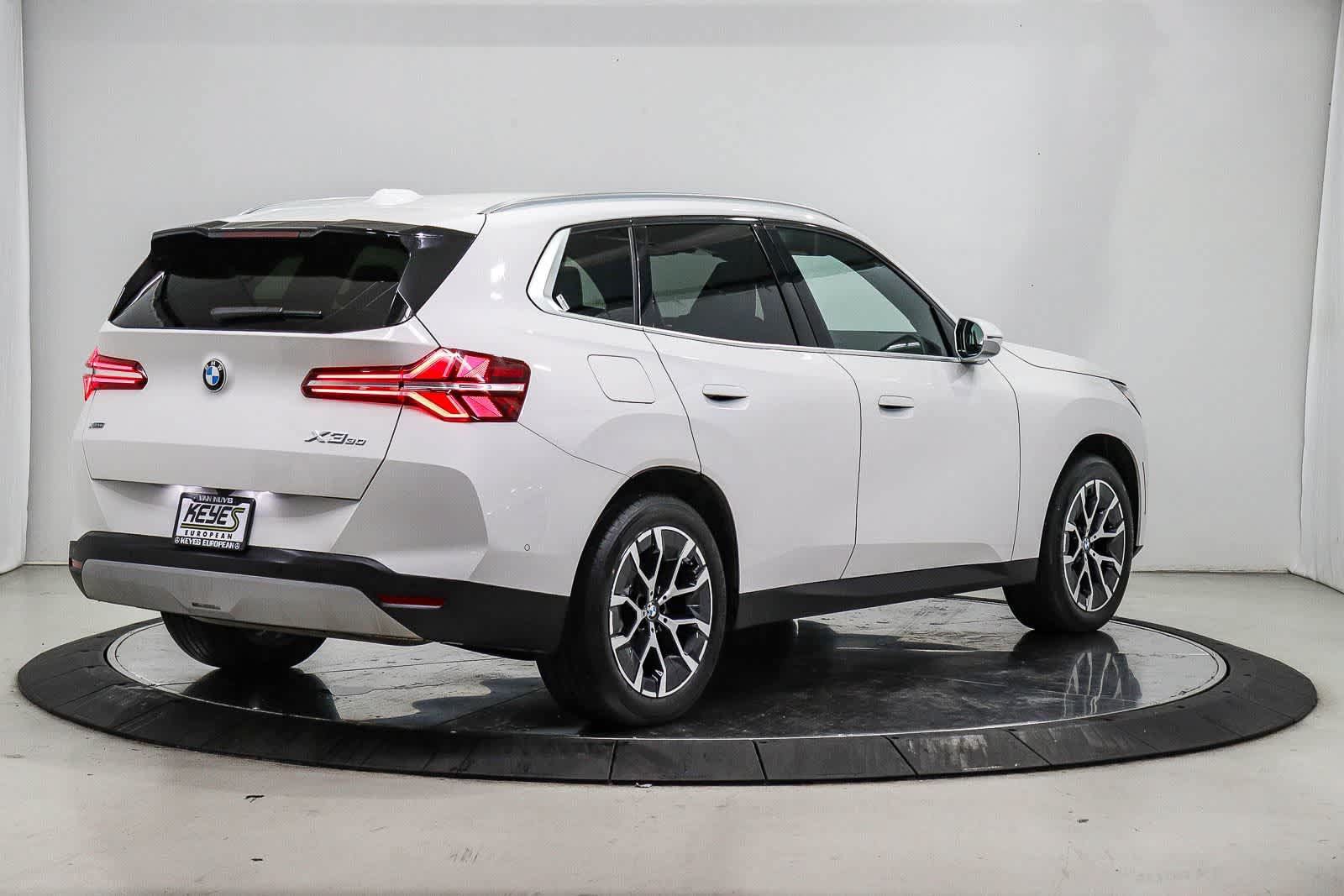 Used 2026 BMW X3 xDrive30i AWD/4WD image 4