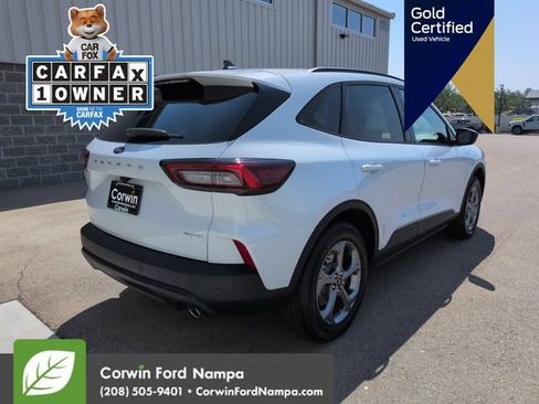 Used 2025 Ford Escape ST-Line w/ Tech Pack #1 AWD/4WD image 3