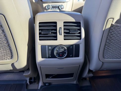 Used 2015 Mercedes-Benz GL 450 GL 450 image 18