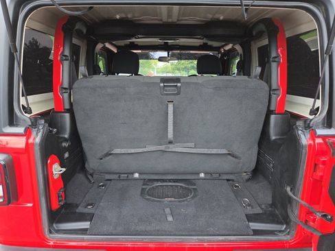 Used 2020 Jeep Wrangler Sport AWD/4WD image 24