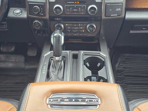 Used 2017 Ford F150 Limited AWD/4WD image 13