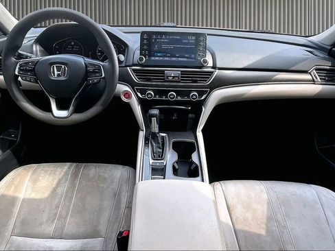 Used 2020 Honda Accord EX image 15