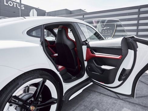 Used 2020 Porsche Taycan Turbo AWD/4WD image 26