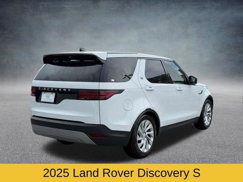 Used 2025 Land Rover Discovery S AWD/4WD image 3
