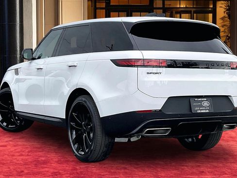 New 2026 Land Rover Range Rover Sport SE AWD/4WD image 3