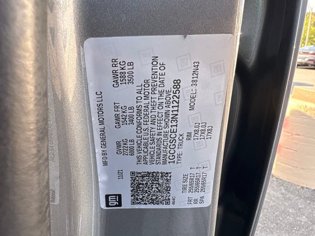 Used 2022 Chevrolet Colorado LT w/ Safety Package RWD image 34