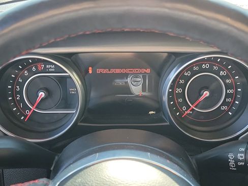 Used 2018 Jeep Wrangler Unlimited Rubicon AWD/4WD image 22