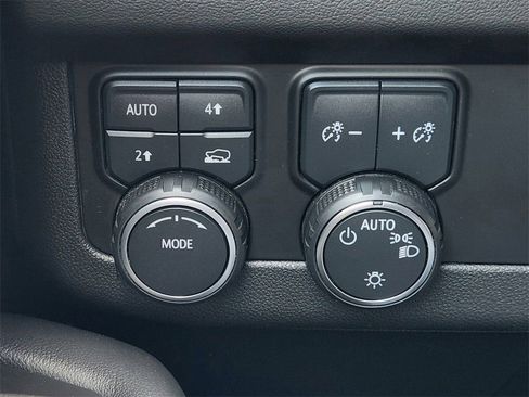 Used 2023 Chevrolet Tahoe LT AWD/4WD image 54
