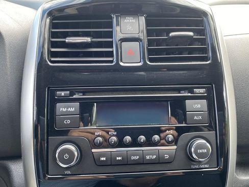 Used 2015 Nissan Versa Note SV FWD image 10