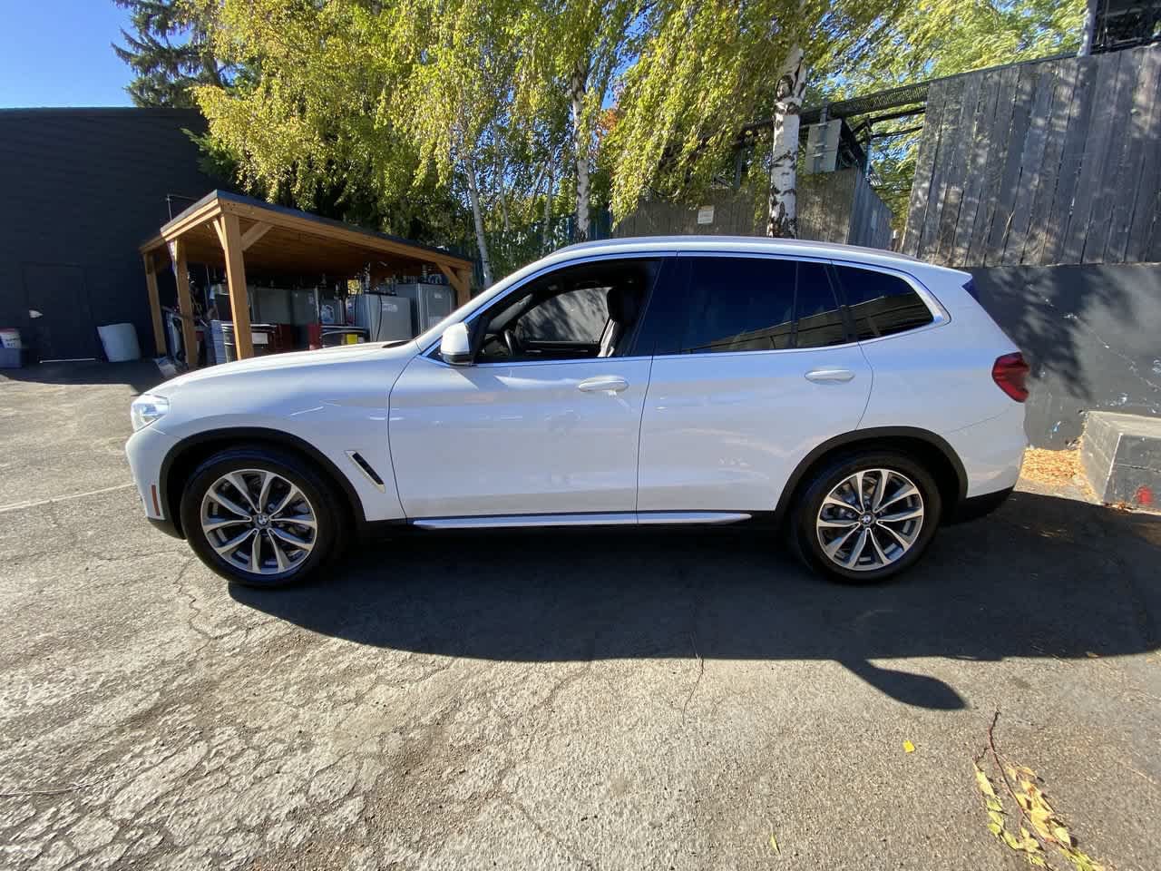 Used 2018 BMW X3 xDrive30i w/ Convenience Package AWD/4WD image 3