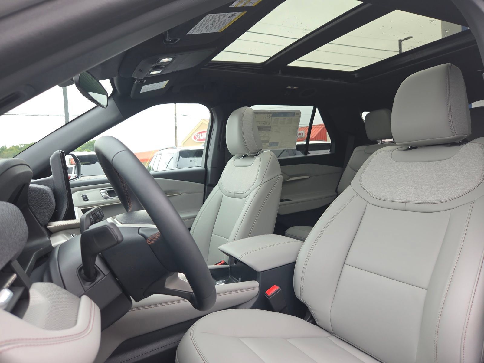 New 2027 Ford Explorer Active w/ Active Comfort Package AWD/4WD image 10