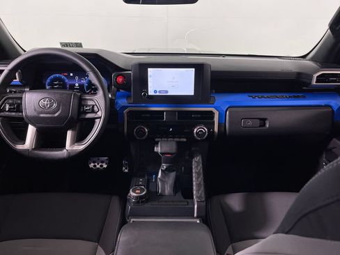 Certified 2025 Toyota Tacoma TRD Sport AWD/4WD image 14
