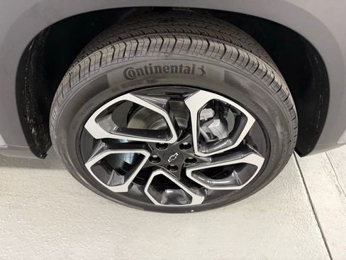 New 2026 Chevrolet Trax RS w/ Sunroof Package image 4