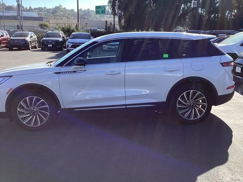 Used 2024 Lincoln Corsair Reserve w/ Equipment Group 201A image 6