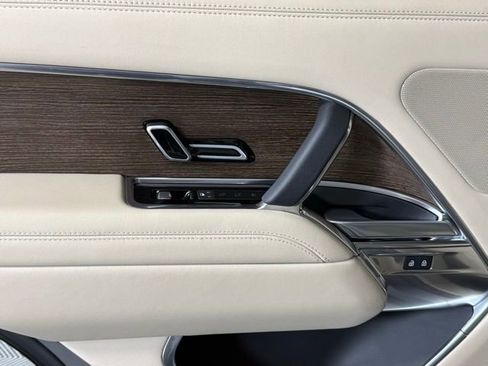 Certified 2023 Land Rover Range Rover SE image 21