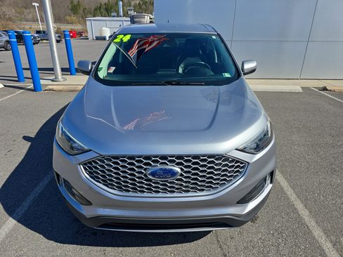 Certified 2024 Ford Edge SEL w/ Convenience Package AWD/4WD image 9