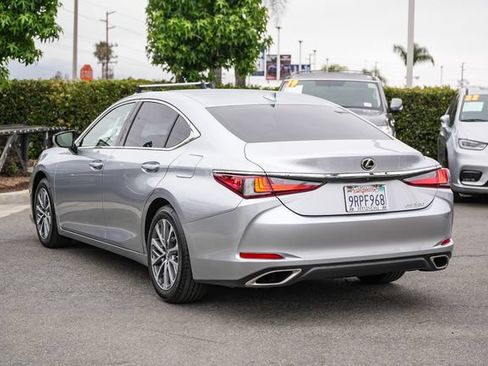 Used 2025 Lexus ES 350 w/ Accessory Package (Z2) FWD image 9