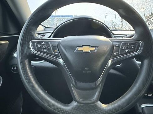 Used 2023 Chevrolet Malibu LT FWD image 19