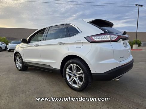 Used 2018 Ford Edge Titanium w/ Equipment Group 302A AWD/4WD image 4