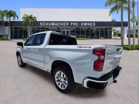 Used 2020 Chevrolet Silverado 1500 LTZ w/ LTZ Premium Package AWD/4WD image 5