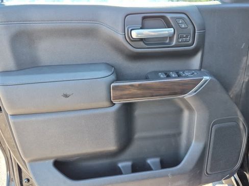 Used 2021 GMC Sierra 1500 SLT w/ SLT Premium Package image 10