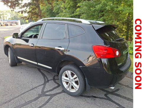 Used 2013 Nissan Rogue SV AWD/4WD image 8