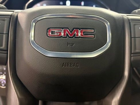 Certified 2024 GMC Sierra 1500 AT4 w/ Technology Package AWD/4WD image 8