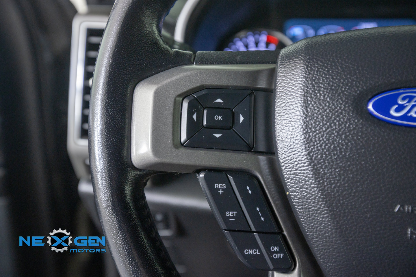 Used 2021 Ford Expedition Max XLT AWD/4WD image 16
