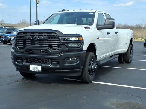 New 2026 RAM 3500 Tradesman AWD/4WD image 2