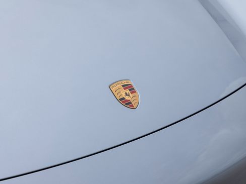 New 2025 Porsche Macan Electric image 18