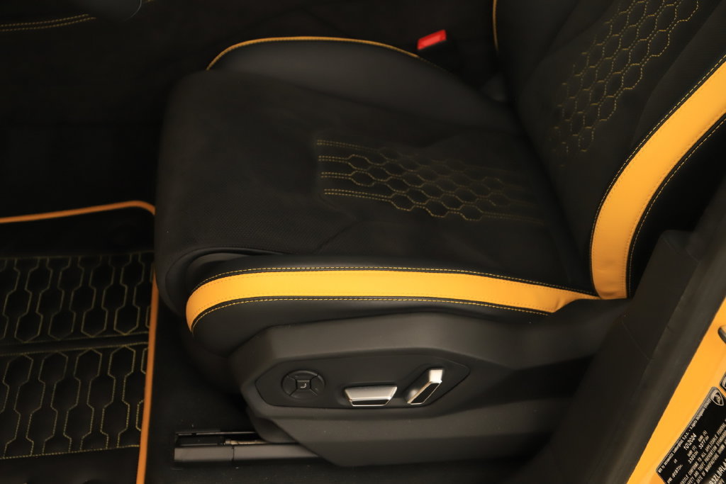 Used 2024 Lamborghini Urus S AWD/4WD image 26