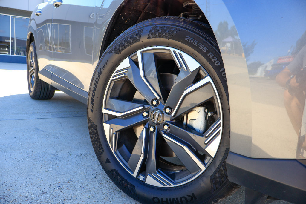 Certified 2026 Nissan Murano SV AWD/4WD image 26