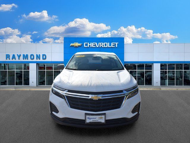 Certified 2022 Chevrolet Equinox LS w/ Driver Confidence II Package AWD/4WD image 8