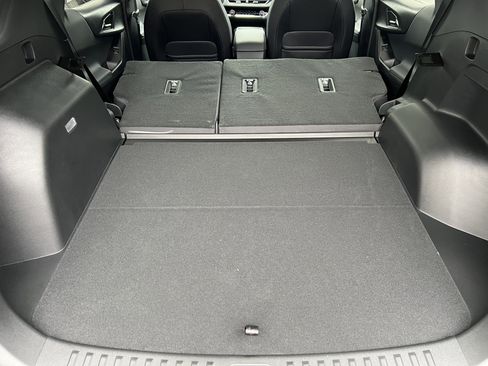 New 2026 Chevrolet Equinox LT w/ Convenience Package II image 19