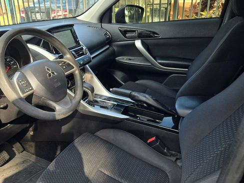 Used 2020 Mitsubishi Eclipse Cross ES image 16