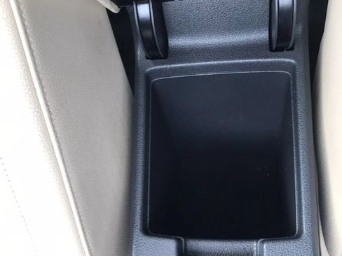 Used 2017 Volkswagen Jetta SE FWD image 33