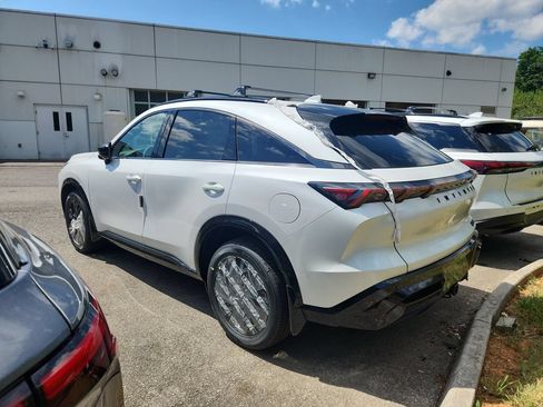 New 2027 INFINITI QX65 Sport AWD/4WD image 3