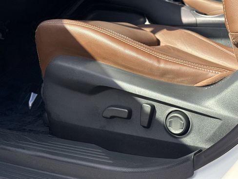 Used 2020 Subaru Outback Touring XT image 14