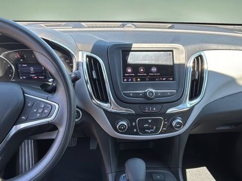 Used 2023 Chevrolet Equinox LT w/ LPO, Floor Liner Package FWD image 11