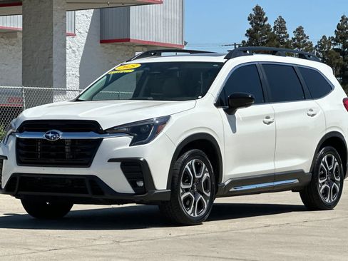 Used 2025 Subaru Ascent Limited AWD/4WD image 7