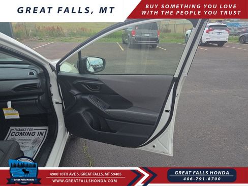 Used 2024 Subaru Crosstrek 2.0i Premium image 17