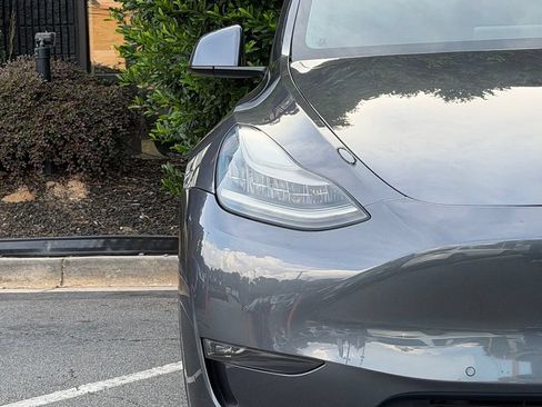 Used 2020 Tesla Model Y Long Range AWD/4WD image 5