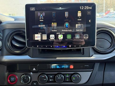 Certified 2021 Toyota Tacoma TRD Off-Road w/ Technology Package image 16