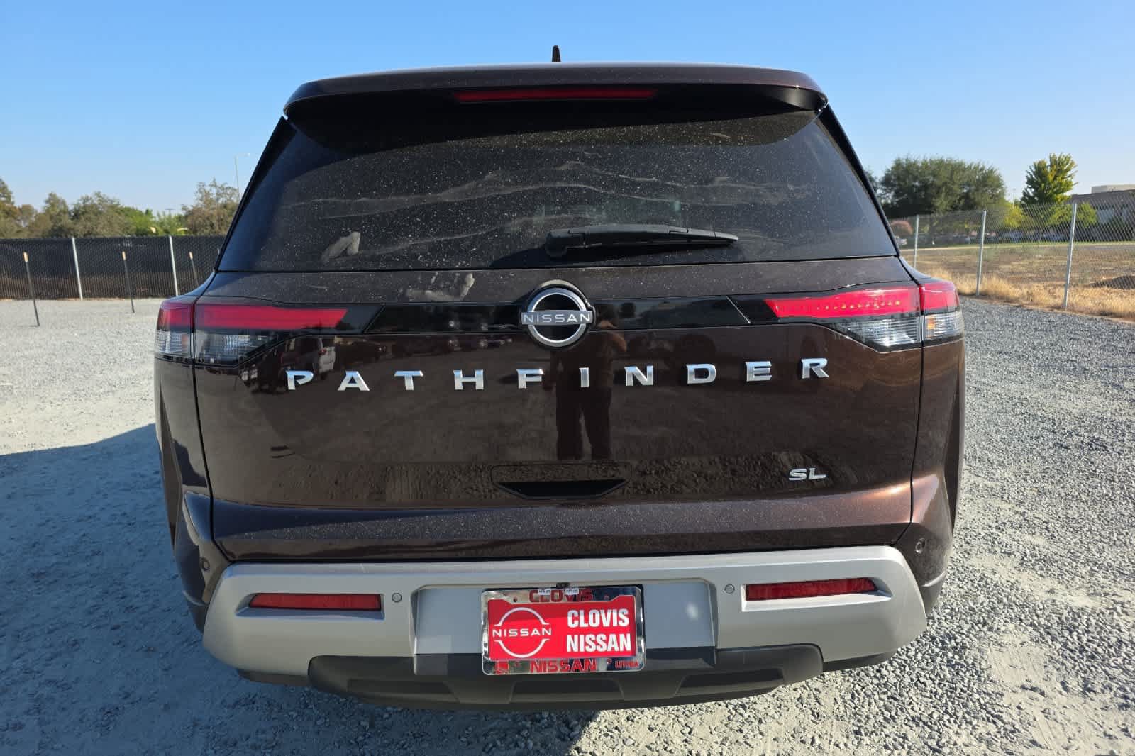 Used 2022 Nissan Pathfinder SL w/ Cargo Package FWD image 8