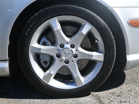 Used 2007 Mercedes-Benz C 230 Sedan image 23