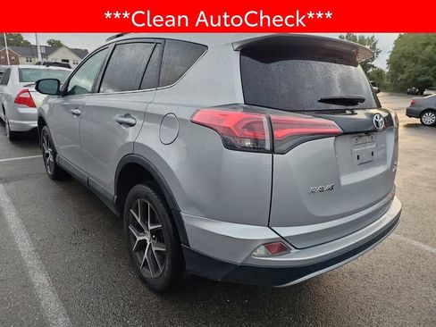 Used 2017 Toyota RAV4 SE w/ Power Special Value Package AWD/4WD image 4