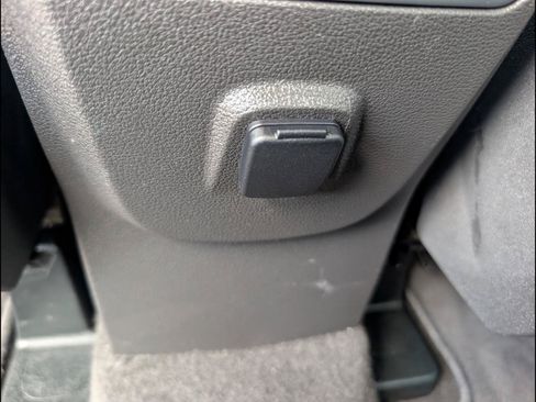 Used 2019 Ford Escape SE AWD/4WD image 21