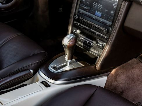 Used 2009 Porsche 911 Turbo image 21