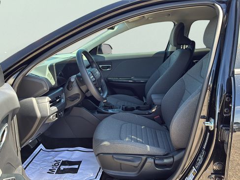 Certified 2025 Kia K4 EX FWD image 13