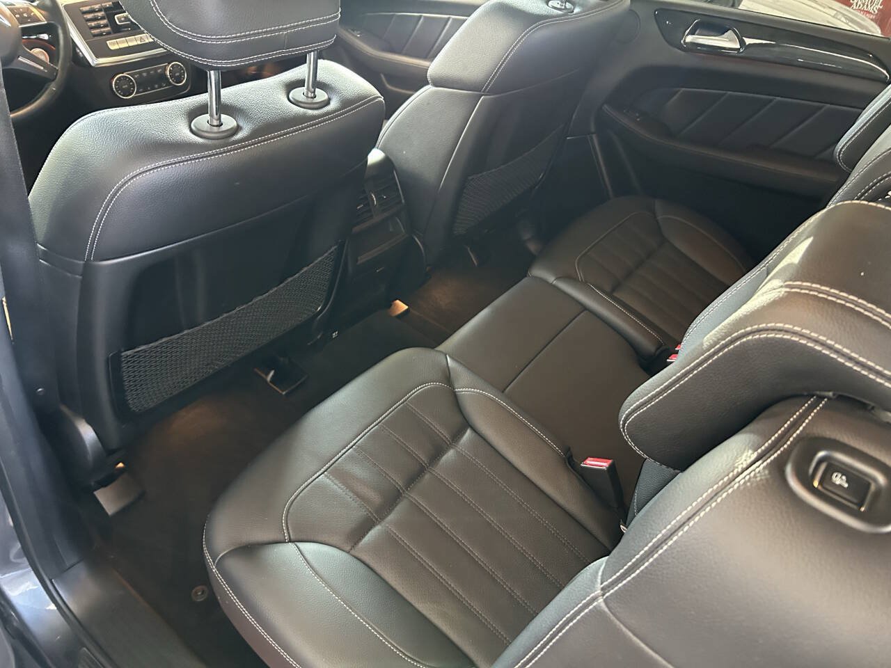 Used 2016 Mercedes-Benz GL 450 4MATIC image 42